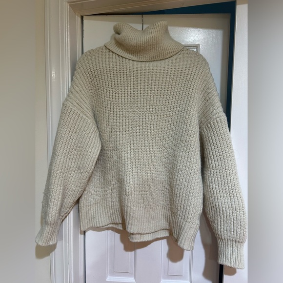 H&M Sweaters - H&M Oversized Turtleneck